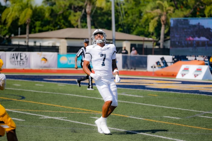 St John Bosco vs St Thomas Aquinas Football - by Matt Christopher 08-26-20231154
